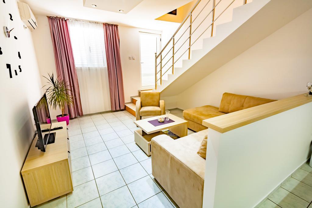 Apartments Adriatic Ilha Ilha Sveti Stefan Exterior foto